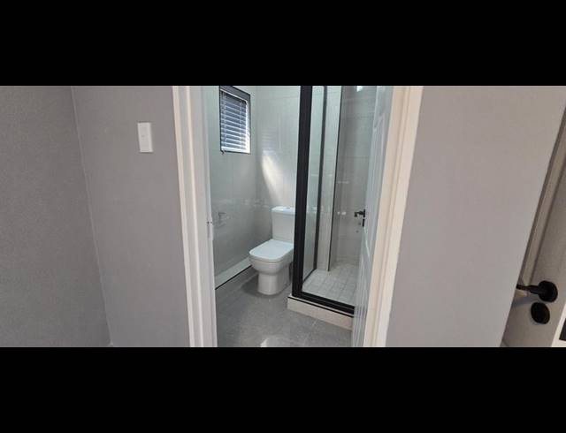2 BEDROOM PROPERTY TO RENT IN NORTH BEACH